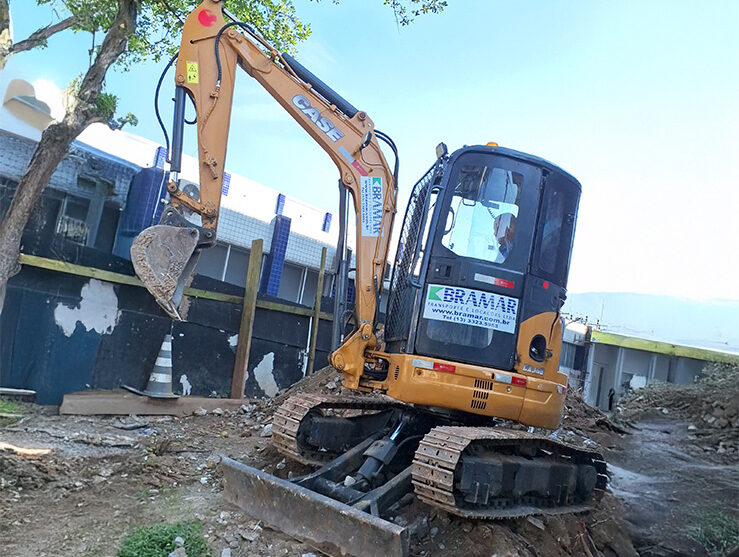 miniescavadeira 3,5t santos